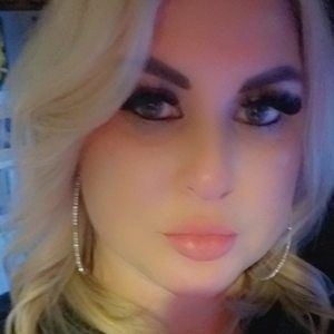 Meet your Posher, Alison